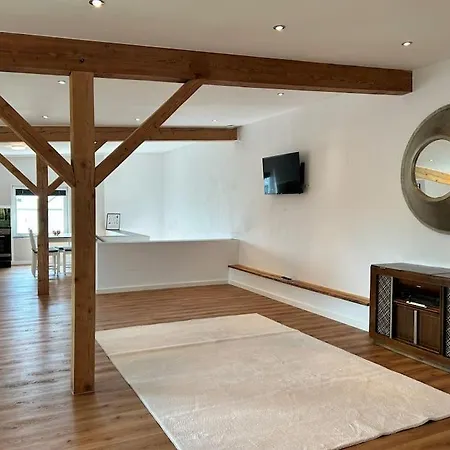 Aussergewoehnliches Scheunen-loft Apartman Kehrig